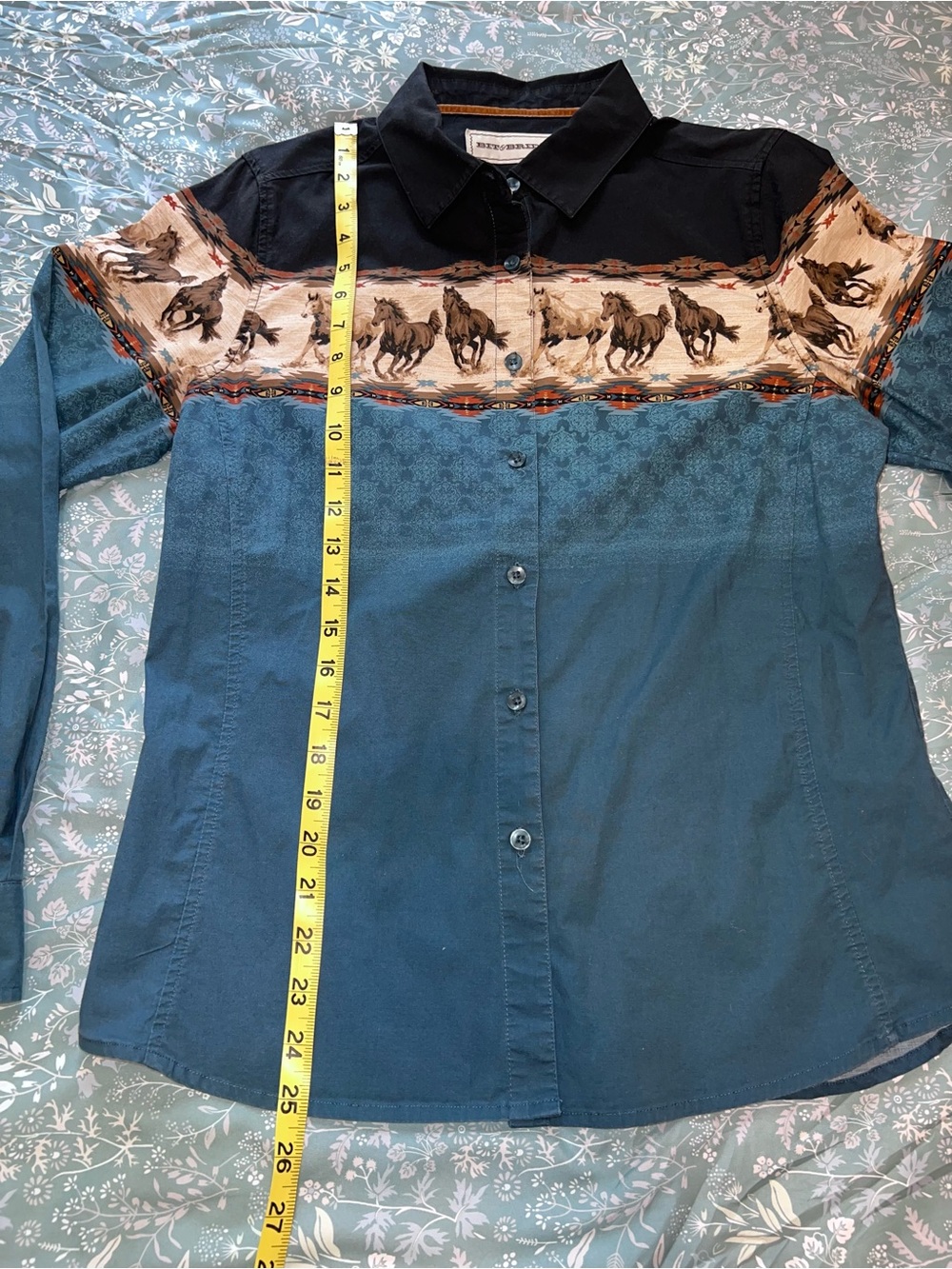 Bit & Bridle Western Horse Print Ombre Button Up Shirt - Size Medium - Picture 7 of 9